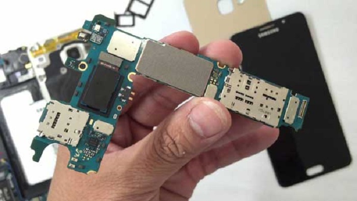 thay-ic-song-bao-nhieu-tien