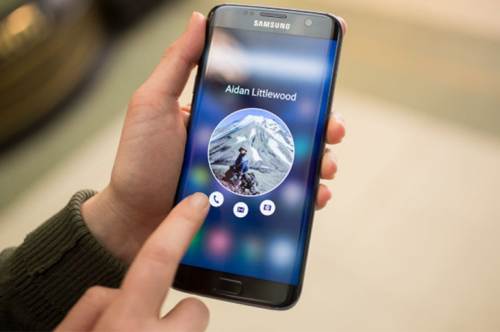 Sửa lỗi liệt cảm ứng Samsung A8 / A8 Plus