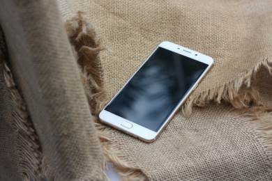 Oppo F1 / F1S / F1 Plus mất đèn màn hình