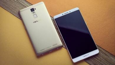 Oppo R11 / R11 Plus mất nguồn bị chạm nguồn