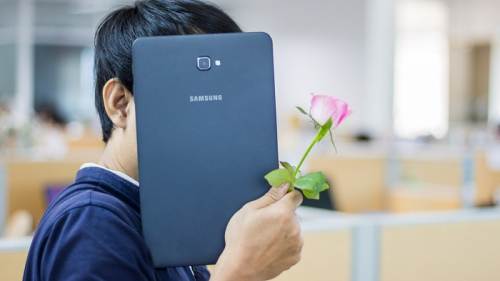 Samsung-tab-a-a6-khong-len-nguon-dien-thoai-bi-cham-nguon