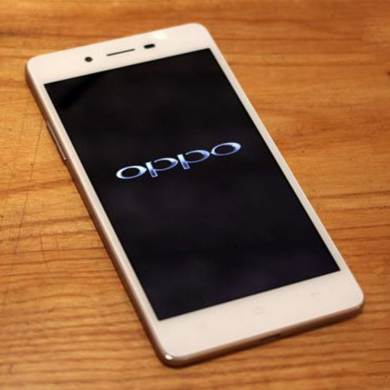 oppo-f5-f7-f9khong-len-nguon-bi-cham-nguon