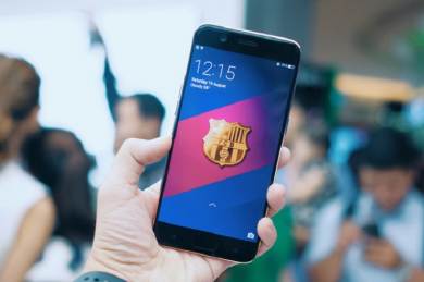 Oppo-R11s-R11s-Plus-mat-song-song-yeu