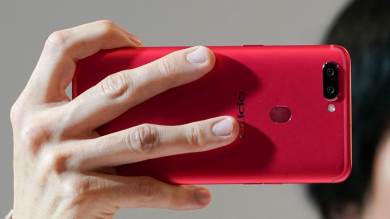 Oppo-R11s-R11s-Plus-quay-phim-khong-co-mic-chup-hinh-khong-co-flash