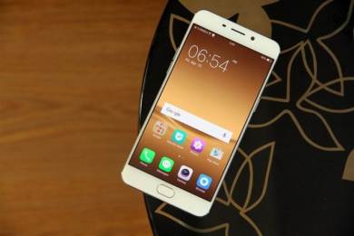 Thay rung Oppo R11 /R11 Plus