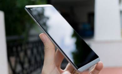 Hướng dẫn sửa lỗi LG V10 / V20 / V30 sạc không vào pin, sạc chậm