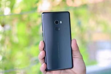xiaomi-mix-mix2-mix3-khong-nhan-dau-van-tay-nhan-van-tay-cham-thay-van-tay
