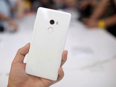 xiaomi-mix-mix2-mix3-khong-nhan-dau-van-tay-nhan-van-tay-cham-thay-van-tay