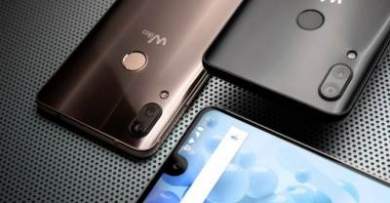 Thay mặt lưng Wiko View 2
