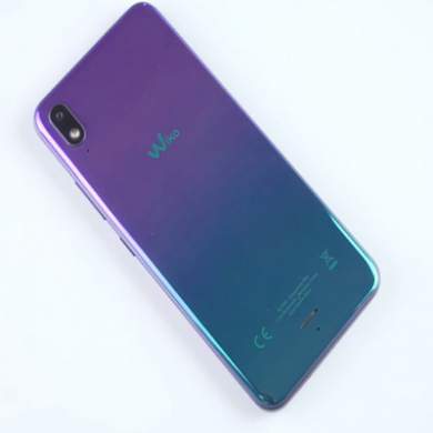 Thay mặt lưng Wiko View 2