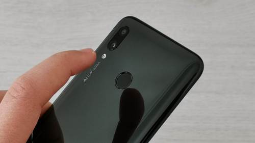 Huawei P Smart 2019 thay vân tay, không nhận vân tay chậm