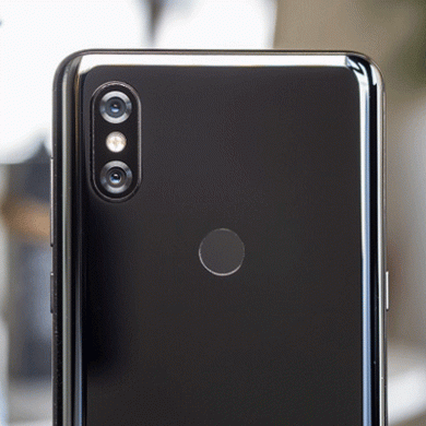 xiaomi-mi-a3-thay-mat-kinh-camera-sau