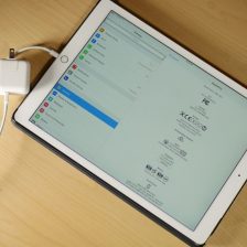 IPad Air 10.5 lỏng cáp lighing, sạc không vào