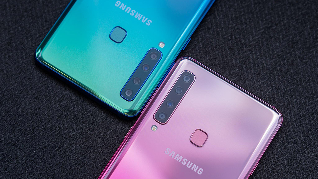 Thay kính camera sau chính hãng cho Samsung A90 giá bao nhiêu?