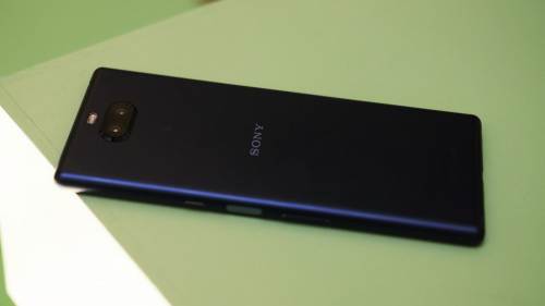 Thay mặt lưng Sony Xperia 10 Plus