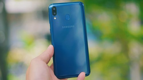 Thay nắp lưng Samsung A20 ở đâu?