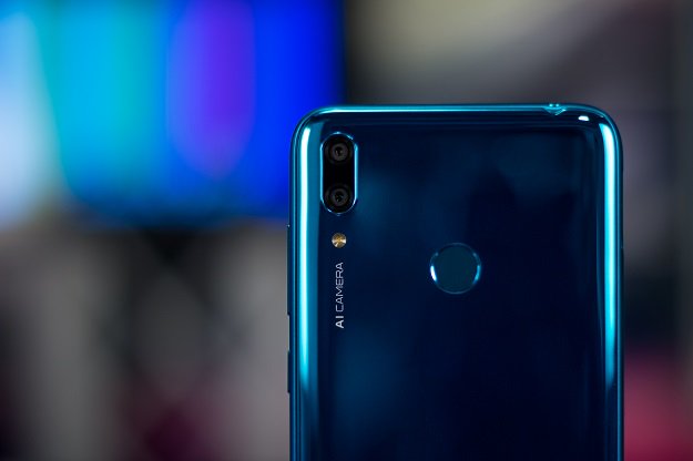 Thay Kinh Camera Sau Huawei Y7 Pro 2019(1)