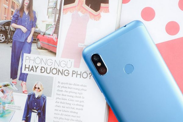 Thay Kinh Camera Sau Xiaomi Redmi Note 6(1)