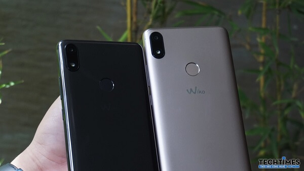 Wiko View Max Thay Nap Lung1
