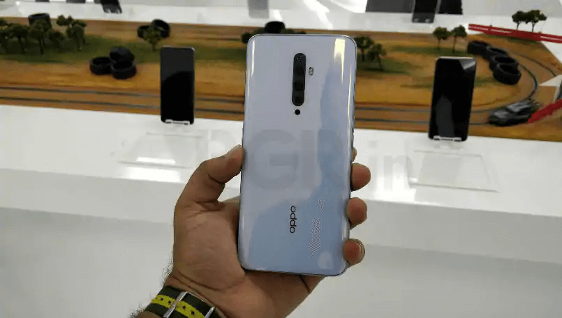 Nguyên nhân camera không lấy nét, camera bị mờ ở Oppo Reno 2F