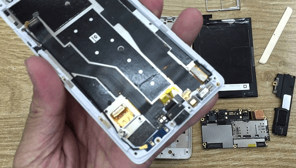 Một số nguyên nhân camera bị mờ ở Realme X2