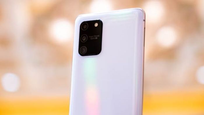 Samsung S10 Lite Can Thay Camera Sau (2)