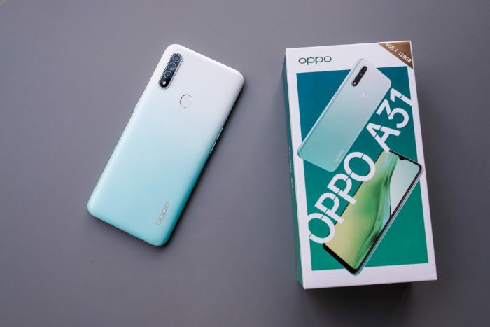 Oppo A31 Mat Cam Bien Anh Sang 2